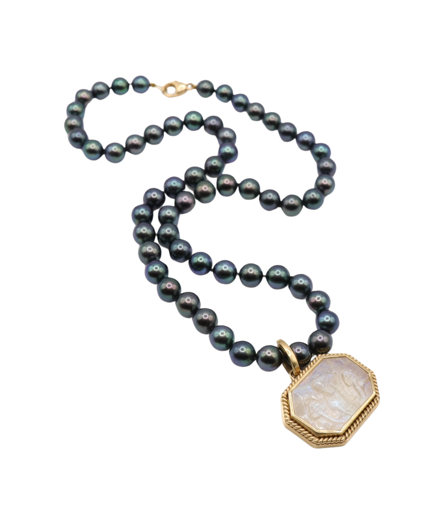 BLACK PEARL & CRYSTAL MUSHROOM NECKLACE